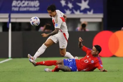 063 2158662743 65a25656ee Perú y Chile empatan en emocionante partido de la fase de grupos de la Copa América